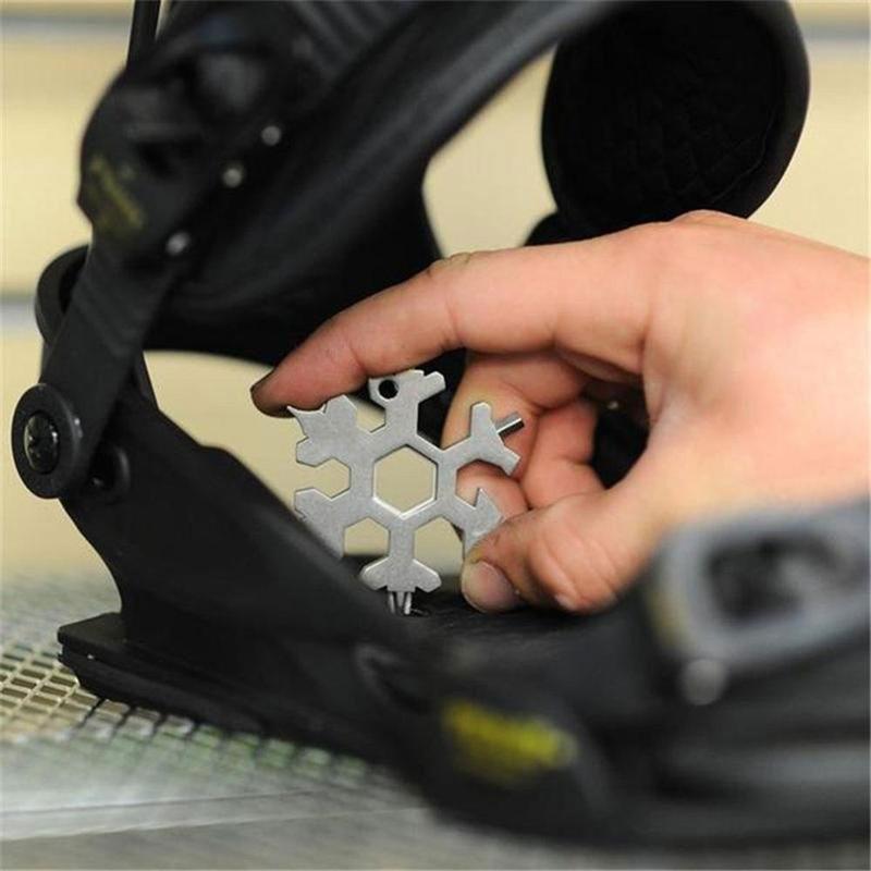 Vorweihnachtsverkauf18-in-1 Edelstahl Schneeflocken Multi-tool | Brehn