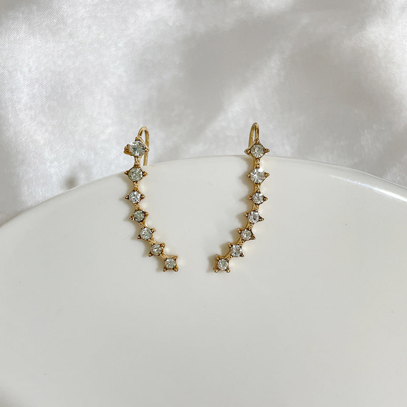 Brehn | LuxeSparkle Sophisticated Diamond Accent