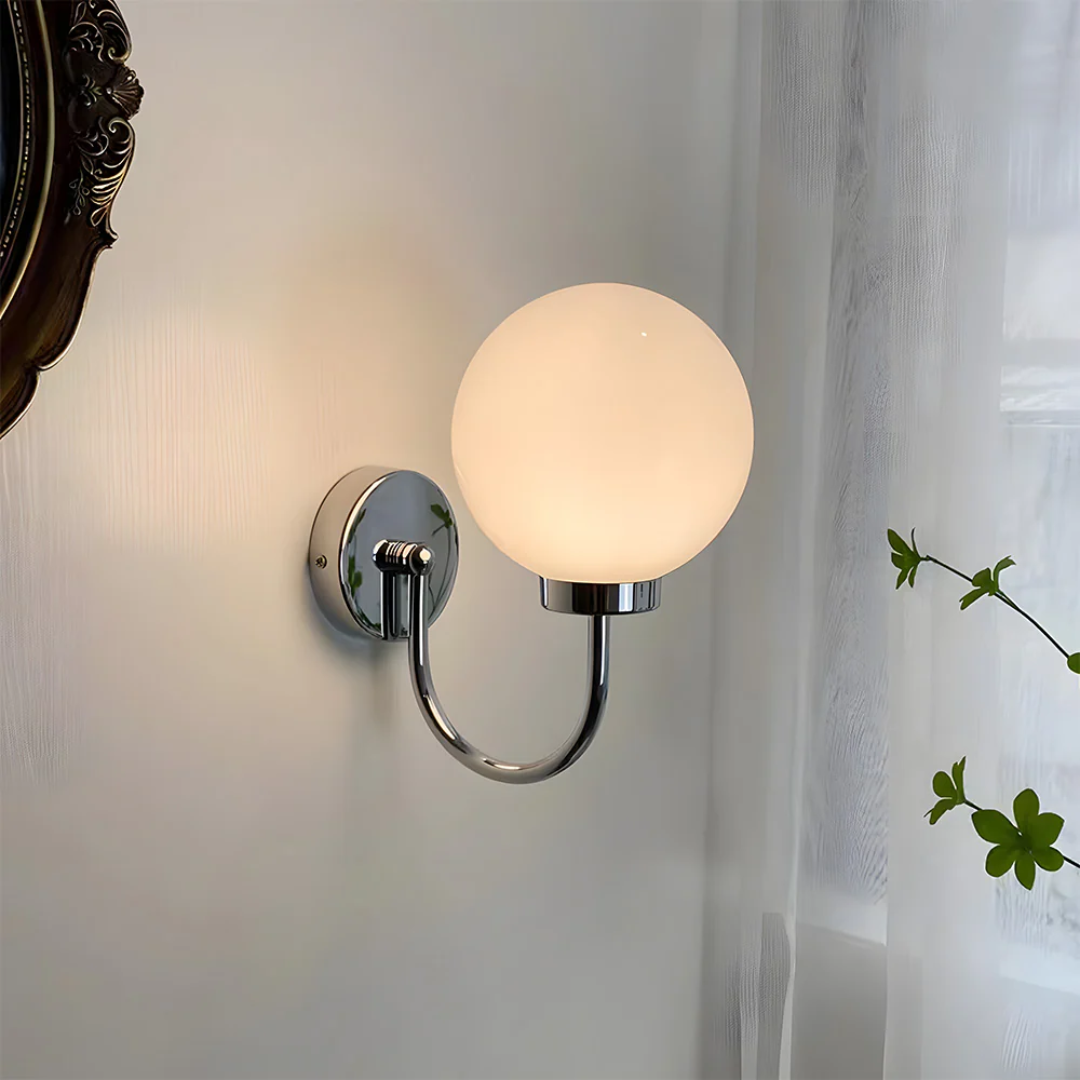 Brehn | Wandlampe mit Glasball