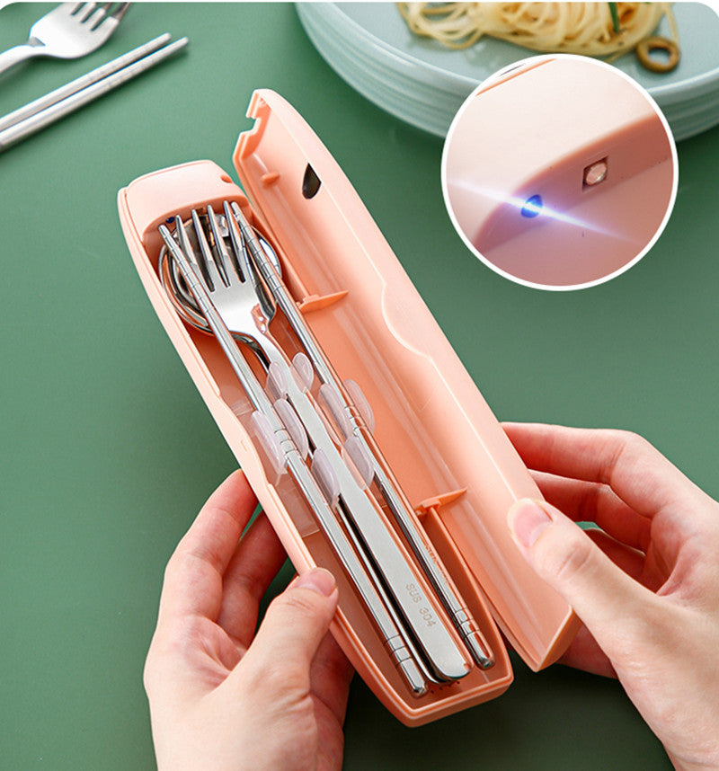 Brehn | Tragbares Besteckset mit UV-Desinfektion zur Abtötung von Bakterien