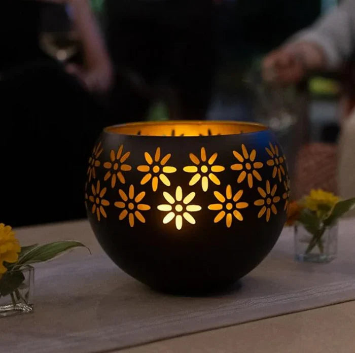 Brehn | Blumenmuster Kerzenlampe - FloraGlow