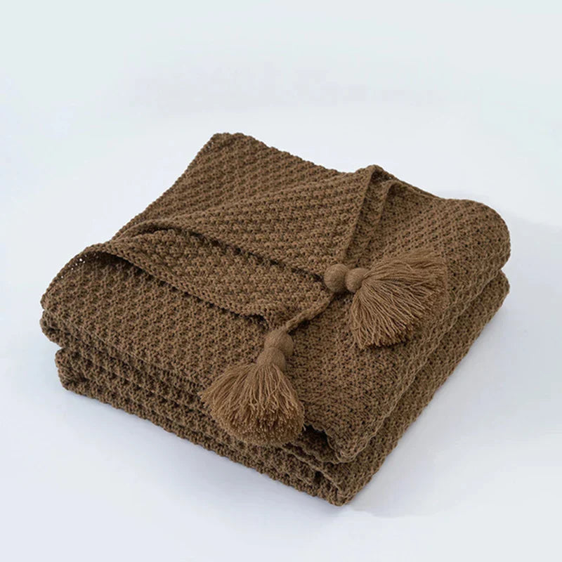 Brehn | Gestrickte Woll-Decke mit Quasten - NordicCozy