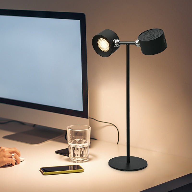 Berührungsempfindliche LED-Tischlampe mit magnetischem Sockel. | Brehn