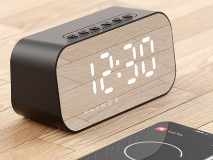 Brehn | 3-in-1 Wireless Bluetooth-Lautsprecher mit Subwoofer, Alarm, Spiegeluhr & Thermometer, für Zuhause & Büro
