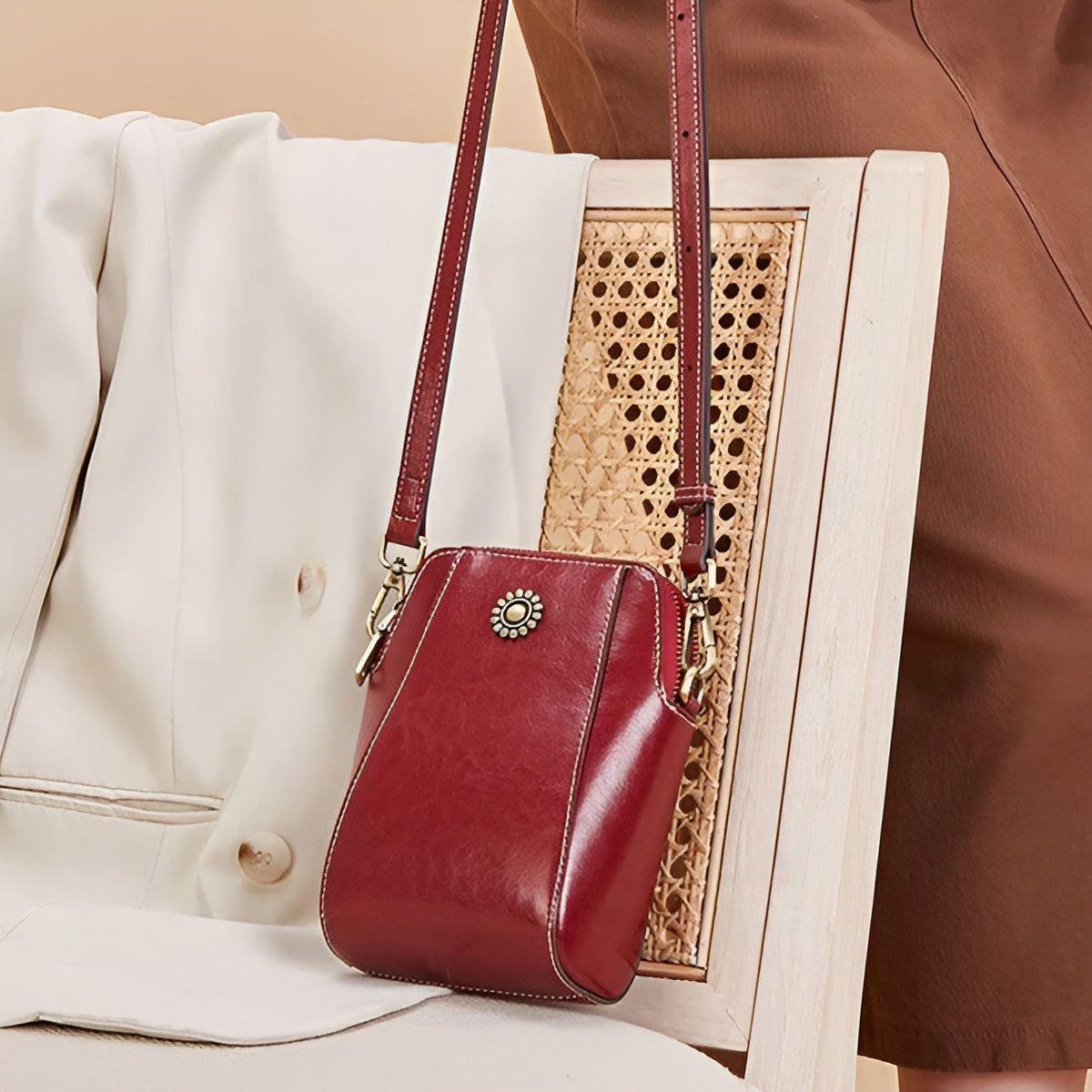 Clara Bag – Luxuriöse Schultertasche für mühelose Eleganz