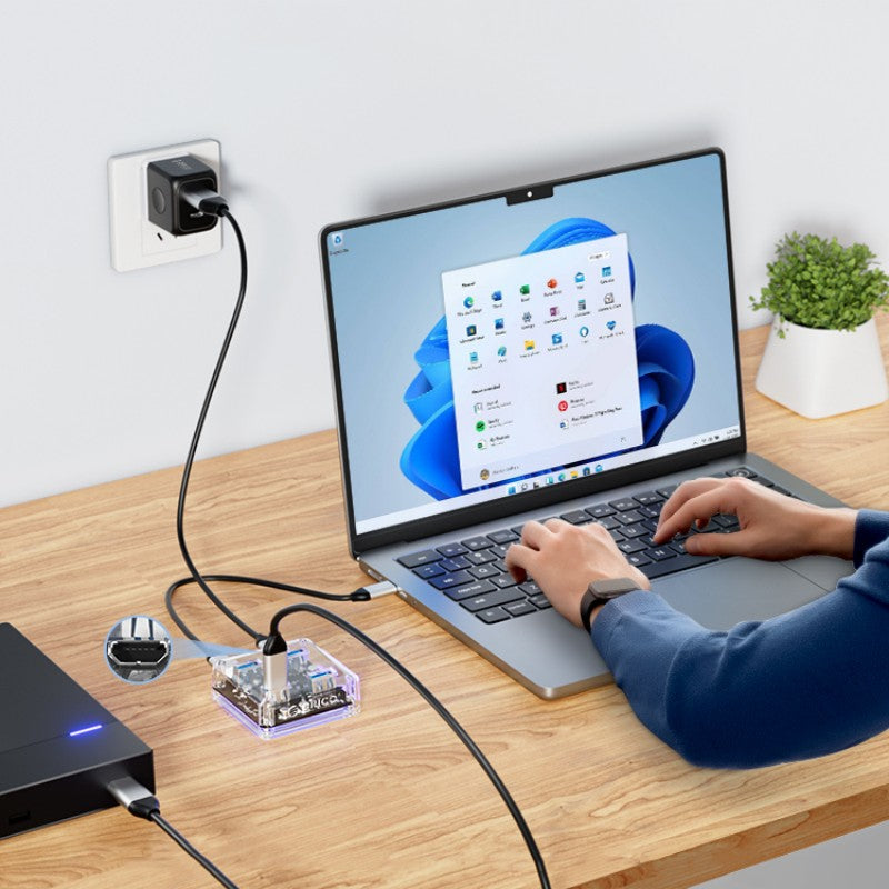 Brehn | Transparent Minimalist 4-Port USB 3.0 Erweiterungs-Dock