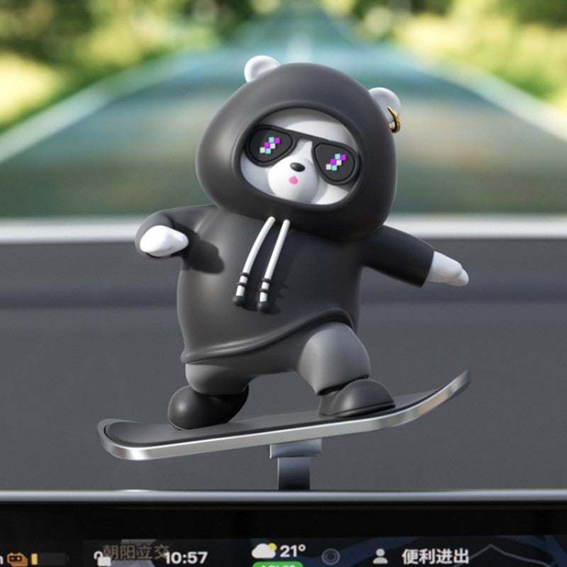 Brehn | Auto-Montierter Cartoon Skateboardender Bär Rutsch Ornament