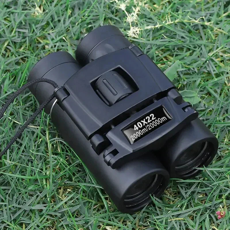 Kompaktes Fernglas 8x22 | Brehn