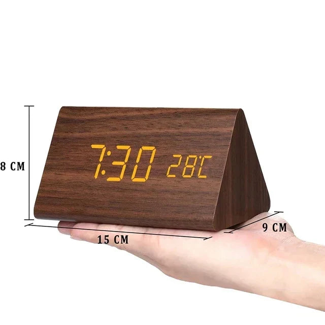 Digitaler Holzwecker – Moderne Technologie mit zeitlosem Holzdesign | Brehn