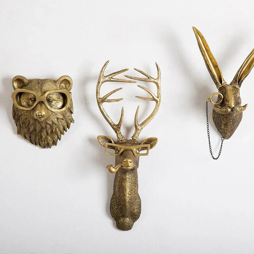 Antiker Tieranhänger aus Kunstharz in Bronzeoptik, goldener Hirschkopf, Wandhaken, Hintergrund-Wandaccessoires, dekorative Figuren