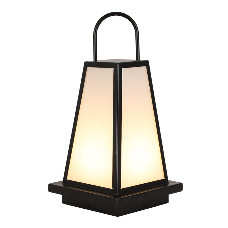 Zeitgenössische Industrielle Solar Eisen Acryl 1-Licht Außenpfostenlampe für den Garten | Brehn