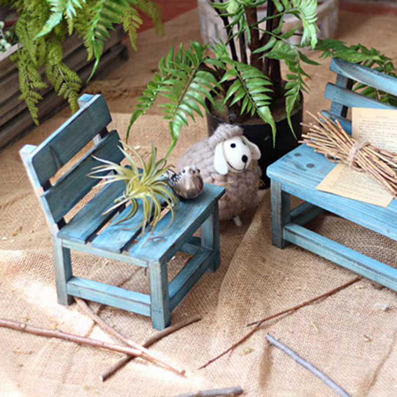 Moderner minimalistischer rechteckiger Massivholz niedriger Hocker mit Rückenlehne dekoratives Cartoon-Design für den Garten | Brehn