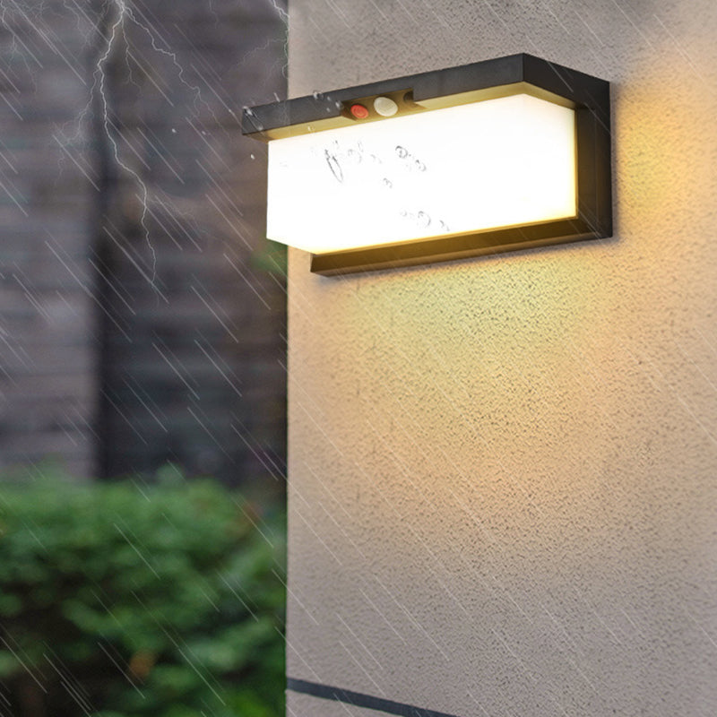 Moderner minimalistischer solar- und wasserdichter Kunststoff- und PC-rechteckiger LED-Wand sconce Lampe für außen, Terrasse und Garten | Brehn