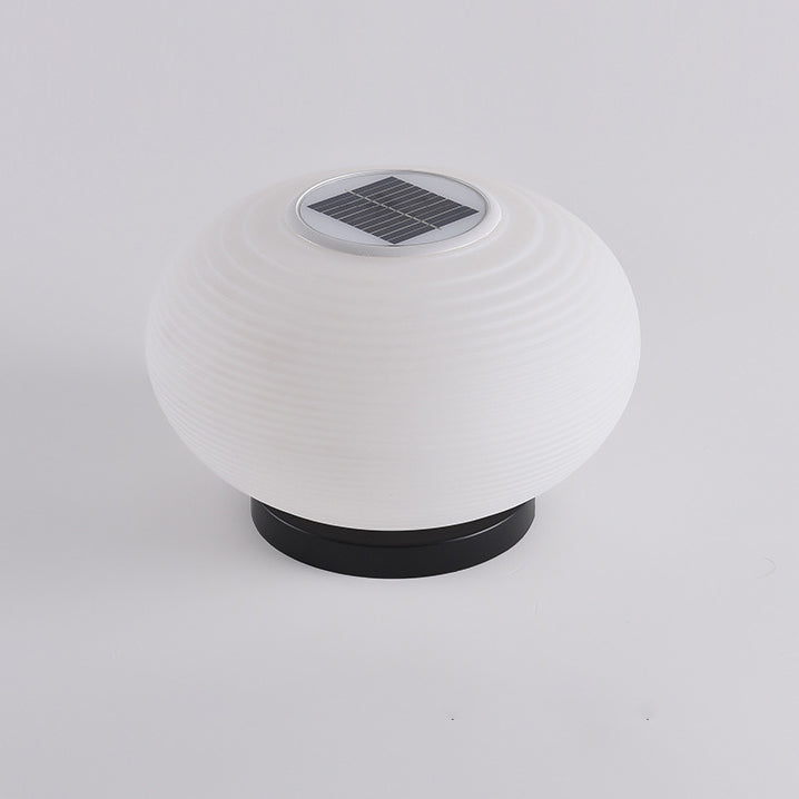 Moderner minimalistischer PE ovaler LED-Solar- und wasserdichter Außenleuchte für Garten und Terrasse | Brehn