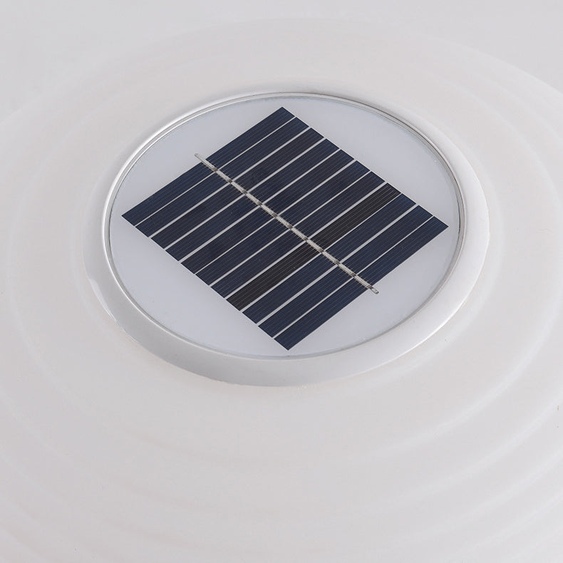 Moderner minimalistischer PE ovaler LED-Solar- und wasserdichter Außenleuchte für Garten und Terrasse | Brehn