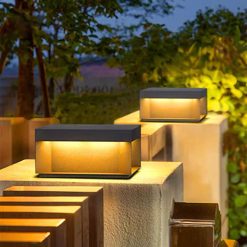 Moderne Minimalistische Edelstahl Quadratische LED Außenleuchte Mit Solar- und wasserdichten Eigenschaften Für Garten, Terrasse, Tor | Brehn