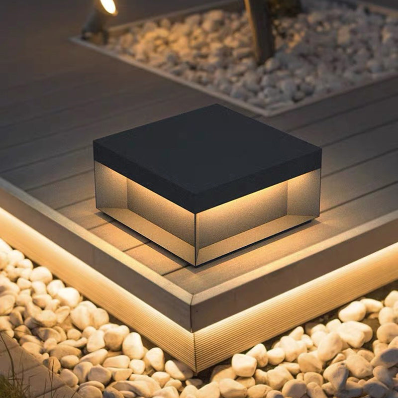 Moderne Minimalistische Edelstahl Quadratische LED Außenleuchte Mit Solar- und wasserdichten Eigenschaften Für Garten, Terrasse, Tor | Brehn