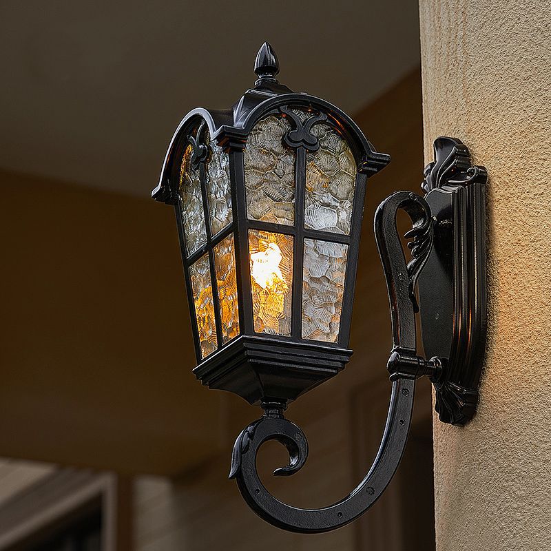 Zeitgenössische nordische Aluminium-Glas gebogene quadratische 1-Licht Wandlampe für außen | Brehn