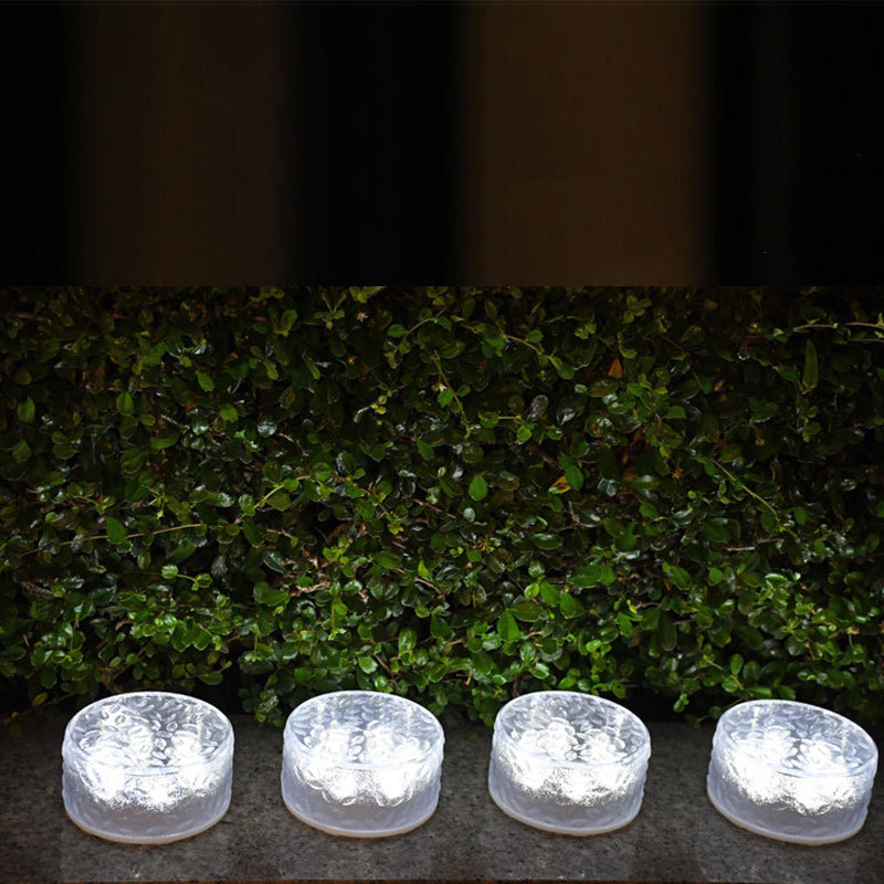 Runde LED-Solarleuchte in Eisziegelform aus Acryl für den Außenbereich