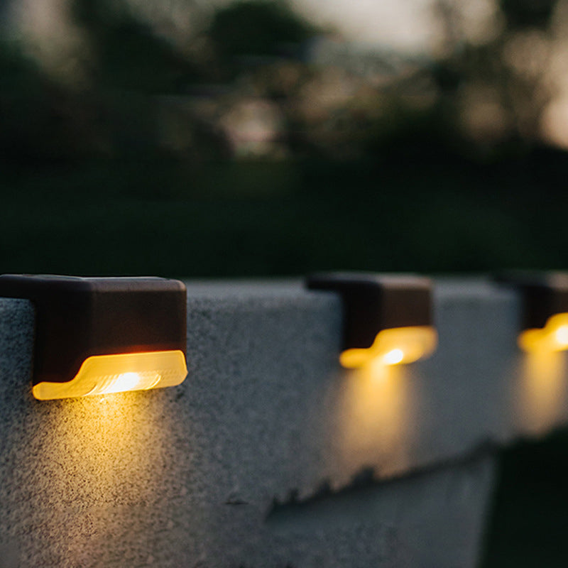 Modern Minimalist Solar Waterproof Rechteckige Plastik LED Außenleuchte Für Garten | Brehn