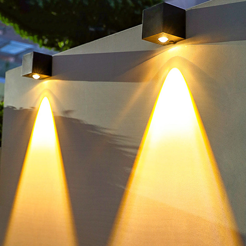 Moderner Minimalistischer Würfel Kunststoff Solar LED Wandleuchtenlampe für Garten | Brehn