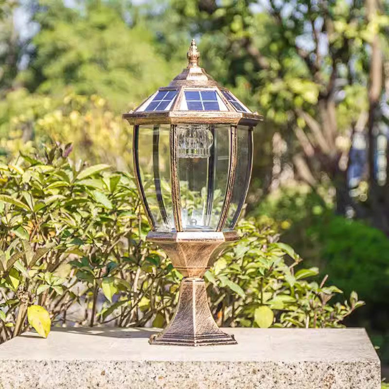 Zeitgenössische Retro-Hexagon-Aluminium-Glas-LED-Solar-Postkopf-Landschaftslicht Für Garten | Brehn
