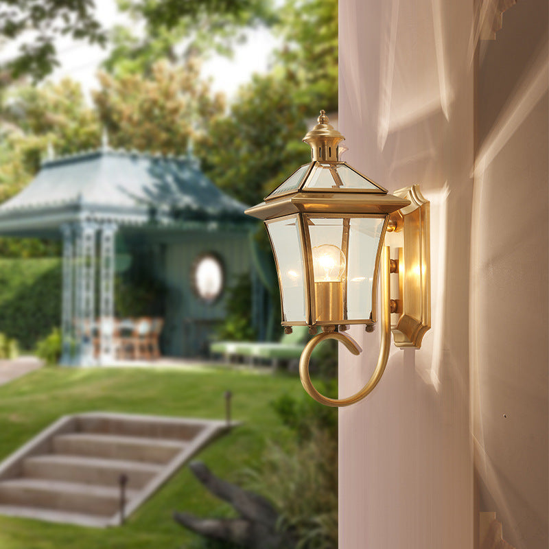 Traditionelle europäische Trapez Kupfer Glas 1-Licht Wandleuchte Lampe für Garten | Brehn