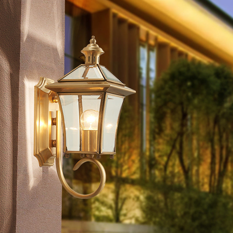 Traditionelle europäische Trapez Kupfer Glas 1-Licht Wandleuchte Lampe für Garten | Brehn