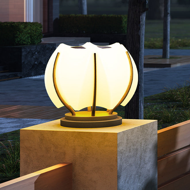 Zeitgenössische kreative Blumen Eisen Plastik LED Pfosten Kopf Licht für Garten | Brehn