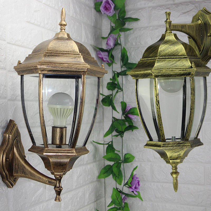 Zeitgenössische Retro Wasserdichte Sechseckige Käfig Aluminium Mattiertes Klarglas 1-Licht Wandlampe Für Außenpatio | Brehn