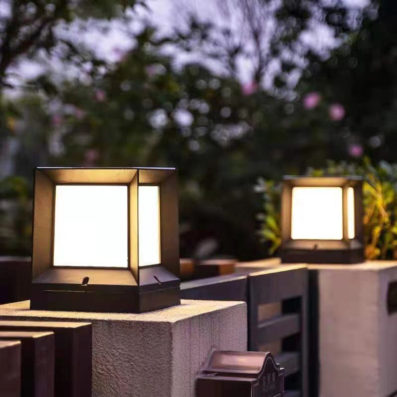 Wasserdichte, quadratische 1-flammige Gartenleuchte aus Aluminium und Acryl