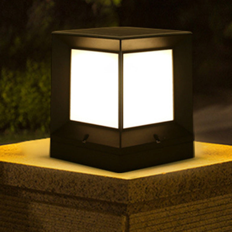 Moderner Minimalistischer Solar-Wasserdichter Quadratförmiger Aluminium-Acryl-LED-Außen-Straßenlaterne Für Garten | Brehn