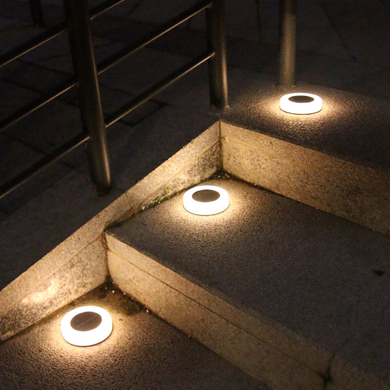Modern minimalist solar wasserdicht runder Zylinder Kunststoff ABS LED Bodensteckdose Landschaftslicht für den Garten | Brehn
