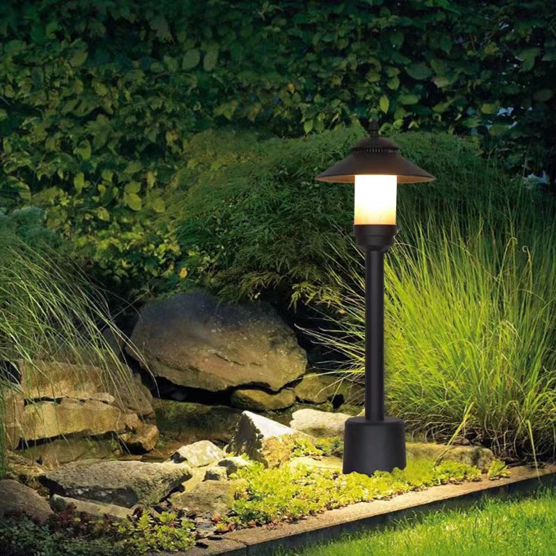 Traditionelle europäische wasserdichte halbrunde Zylinder-Aluminium-Dolomit 1-Licht Außenlandschaftslampe für den Garten | Brehn