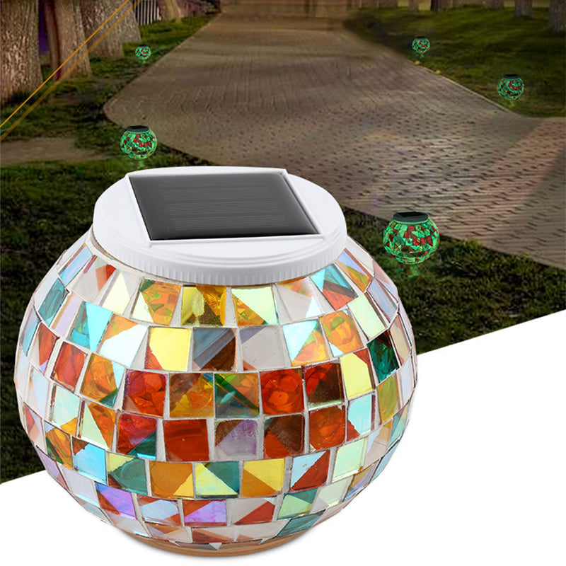 Zeitgenössische kreative solarbetriebene wasserdichte sphärische quadratische Kunststoffglas LED Außenlandschaft für Außenpatio | Brehn