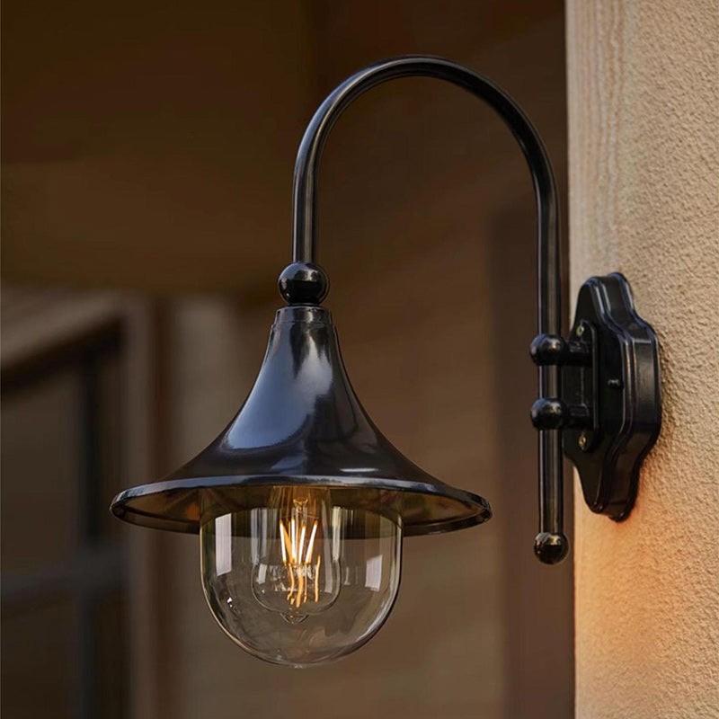 Moderne, schlichte Wandleuchte aus Aluminium mit Trompetenschirm und Glas, einflammig, für den Außenbereich, geeignet für den Garten
