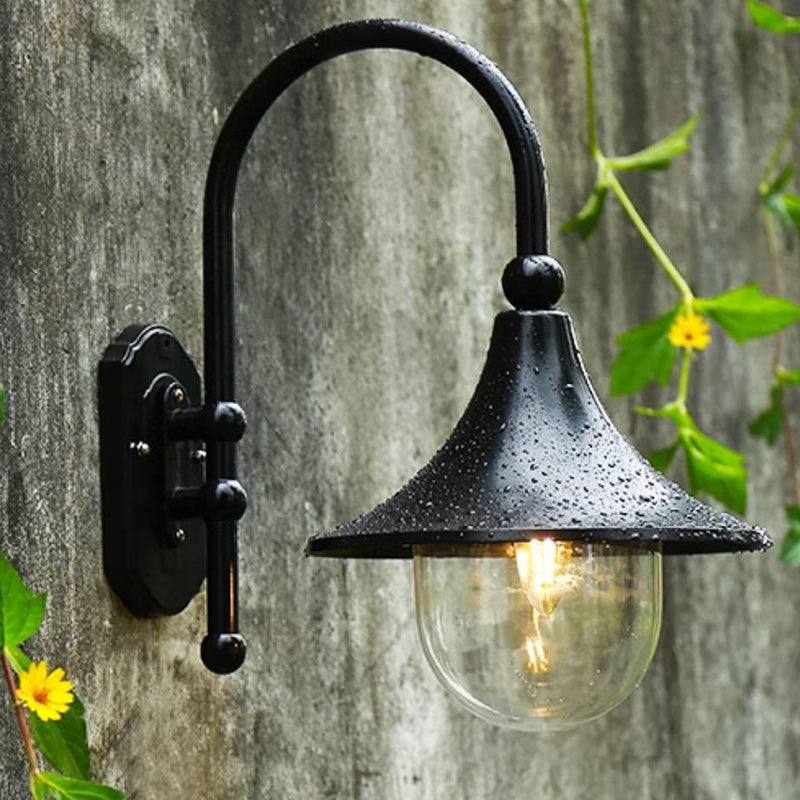 Moderne, schlichte Wandleuchte aus Aluminium mit Trompetenschirm und Glas, einflammig, für den Außenbereich, geeignet für den Garten