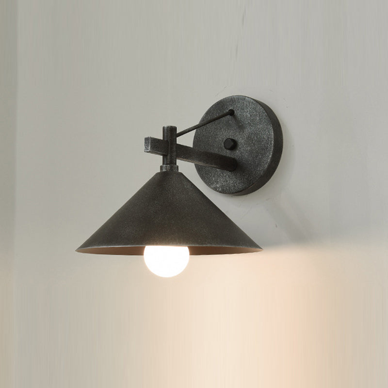 Moderne nordische, geometrische Kegel-Wandleuchte aus Eisen mit einer Lichtquelle, wasserdicht, für den Außenbereich, für den Garten