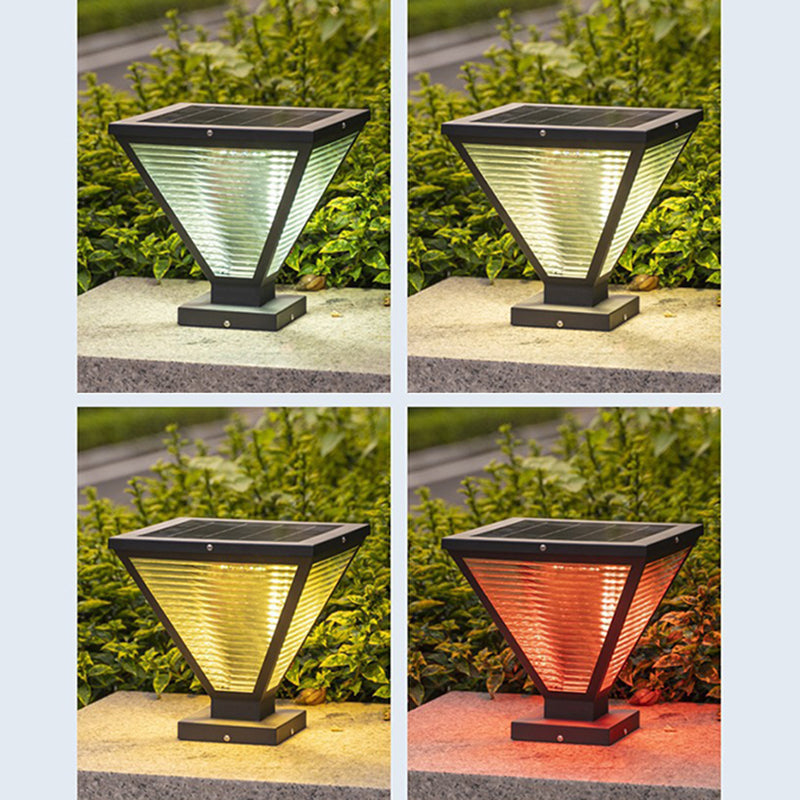 Modern Minimalist Solar Waterproof Square Prismatic Stainless Steel Glass LED Außenleuchte Für Patio | Brehn