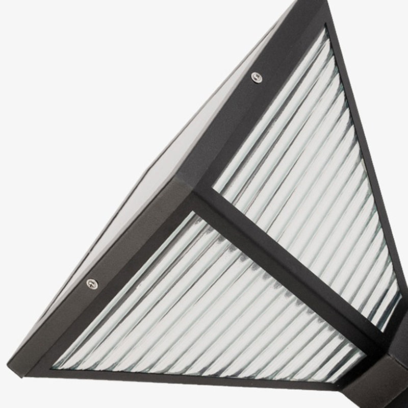 Modern Minimalist Solar Waterproof Square Prismatic Stainless Steel Glass LED Außenleuchte Für Patio | Brehn