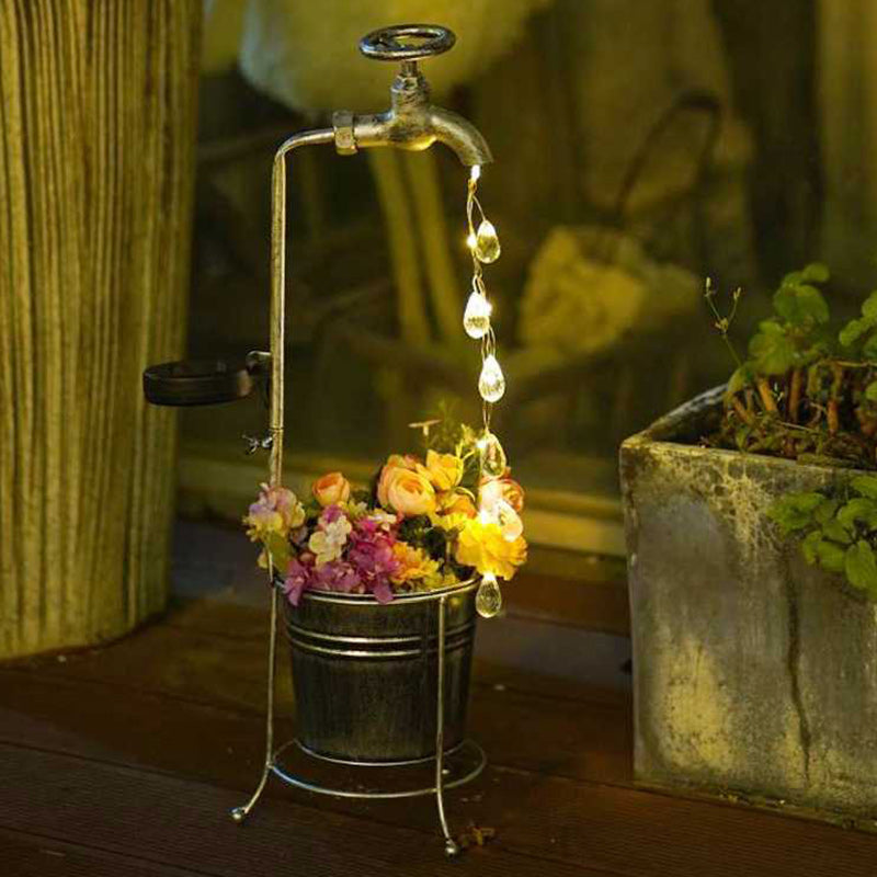Moderne Art Deco Solar Wasserhahn Wasser Tropfen Fließendes Wasser Pflanzenform Eisen LED Außenlicht Für Garten | Brehn