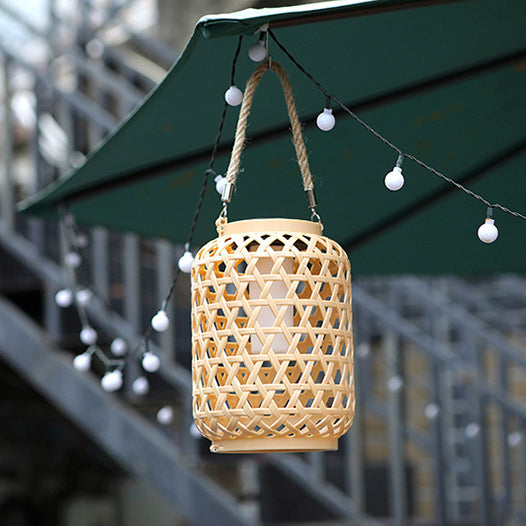 Moderne Art Deco Solar Wasserdicht Imitation Rattan Gewebte Laterne Zylindrische Kunststoff LED Außenlicht Für Garten | Brehn