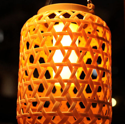 Moderne Art Deco Solar Wasserdicht Imitation Rattan Gewebte Laterne Zylindrische Kunststoff LED Außenlicht Für Garten | Brehn