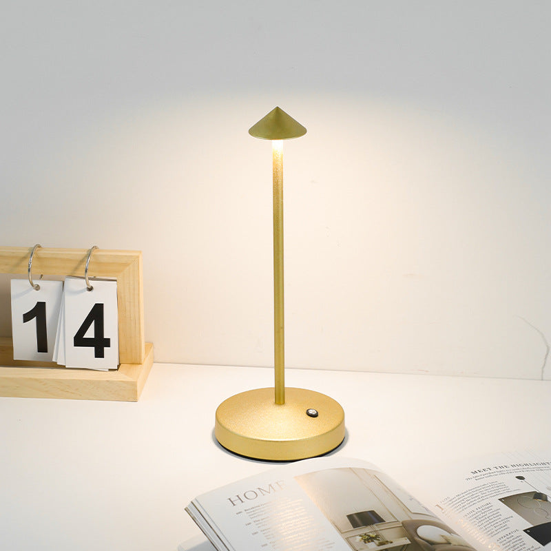 Brehn | Moderne Einfachheit Triangle Cone Runde Acrylzylinder Eisen LED Tischlampe für das Wohnzimmer