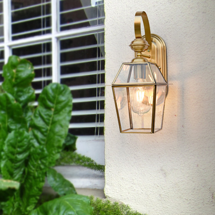 Zeitgenössische Nordische Sechseckige Glocken Wasserfeste Glas Messing 1-Licht Wand Sconce Lampe Für Außenpatio | Brehn