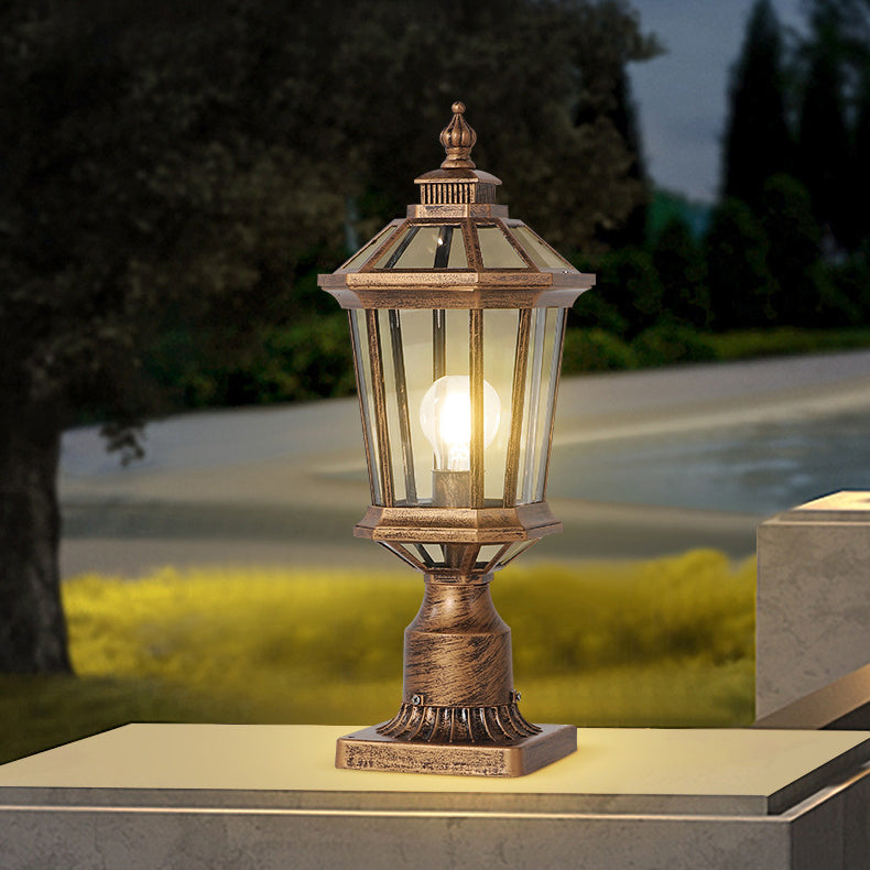 Traditionelle Vintage Achtkantige Quadratische Gebogene Linienglas Aluminium 1-Lampe Außenleuchte Für Garten | Brehn