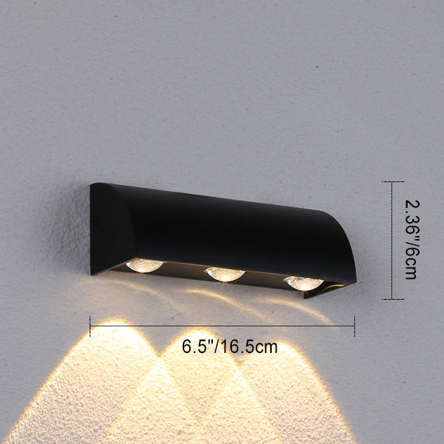 Moderne Einfachheit Wasserdichte Gewölbte Zylindrische Aluminium PC LED Wandleuchte für Außenbereich Patio | Brehn