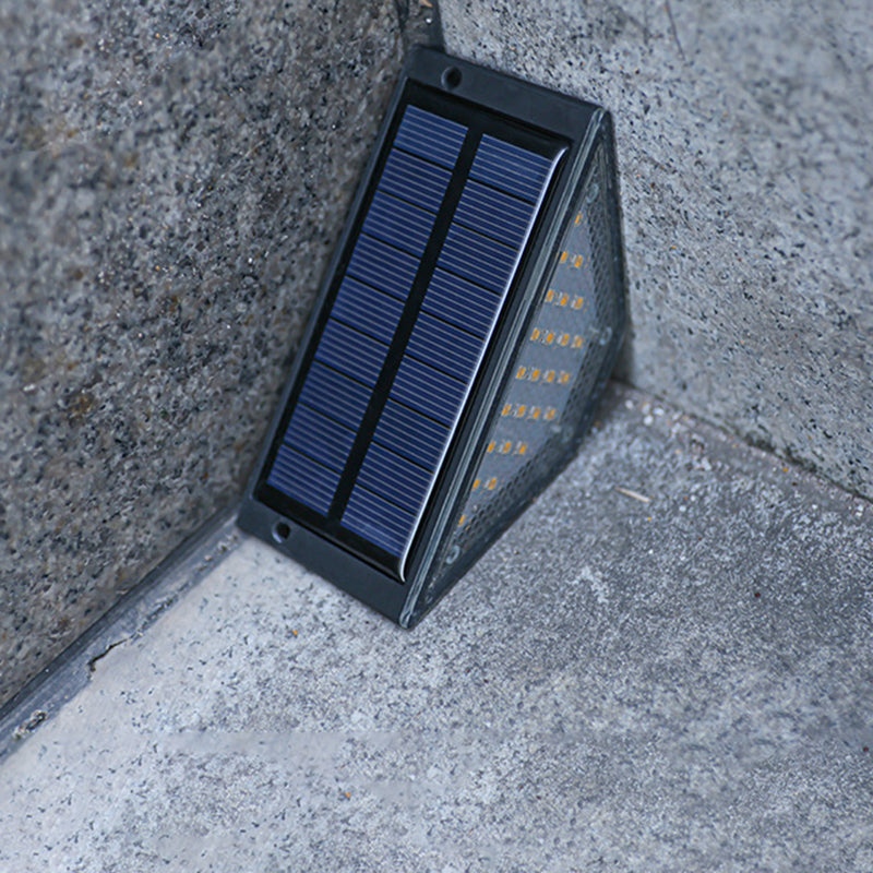 Moderne Einfachheit Solar Wasserdicht ABS PS Dreieck LED Landschaftsbeleuchtung Außenlicht Für Außenpatio | Brehn