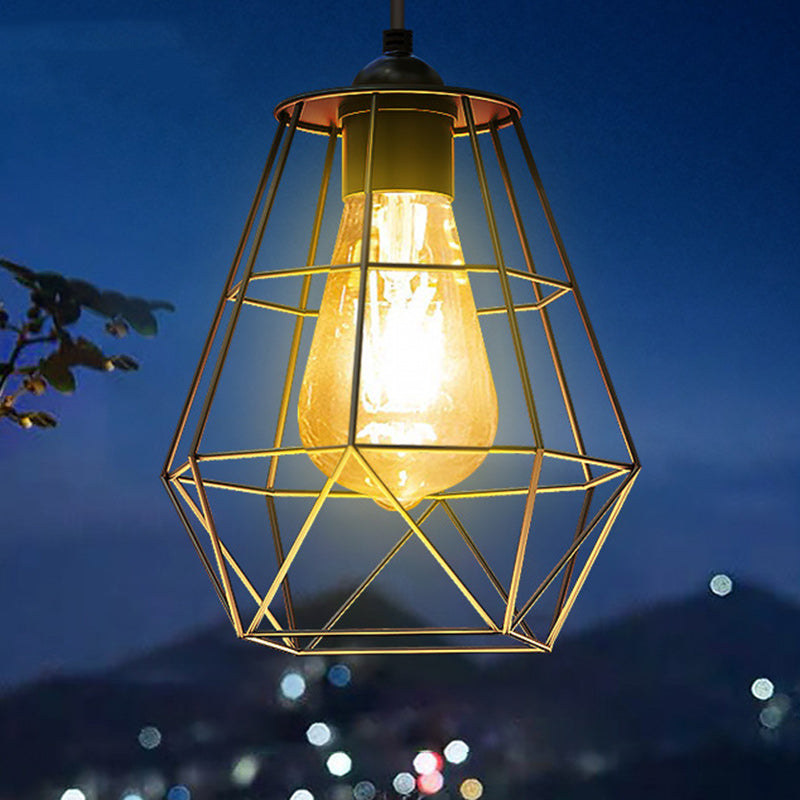Zeitgenössische industrielle Solar-wasserfeste octagonale Diamantlaterne aus mildem Stahldraht Kunststoff LED Außenpendelleuchte für den Garten | Brehn