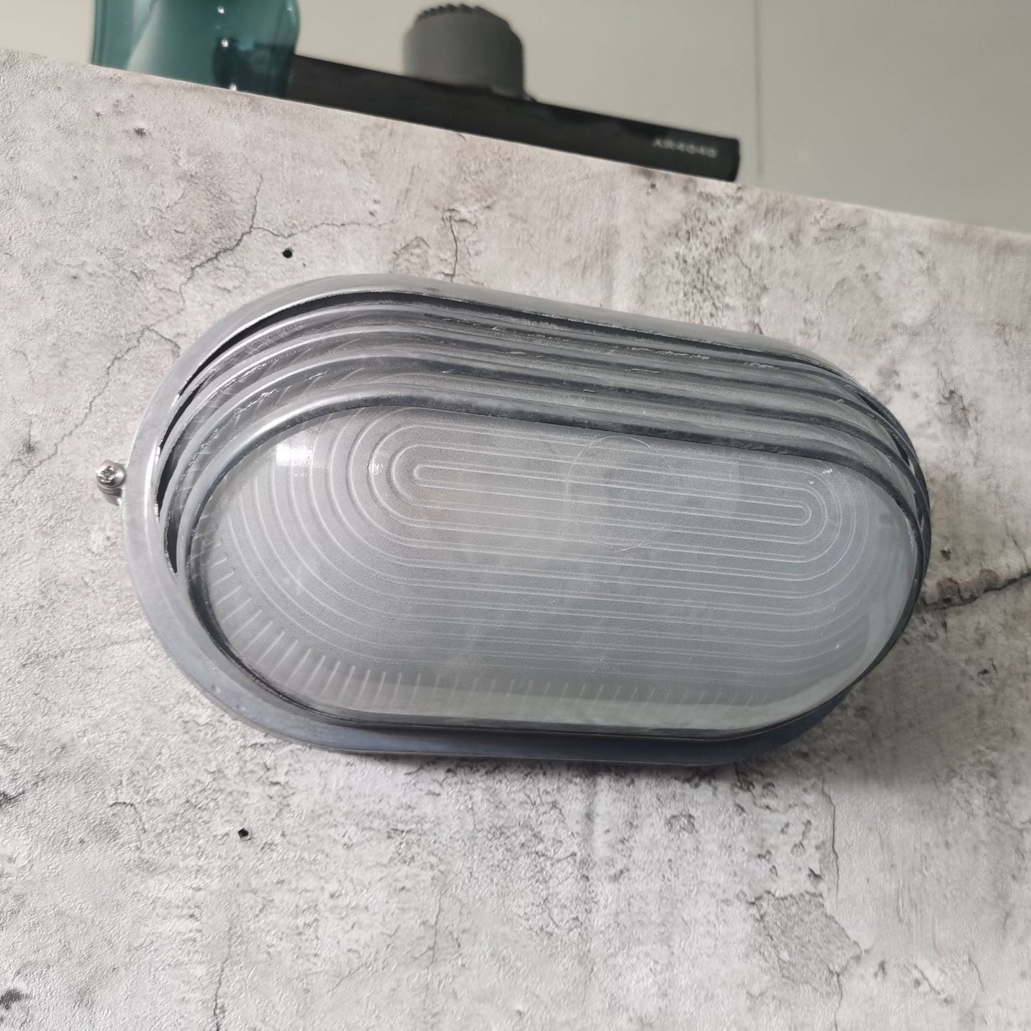 Zeitgenössische Industrie wasserdicht Aluminium Glas satiniert oval gestreift 1-Licht Wand Sconce Lampe für Außenpatio | Brehn